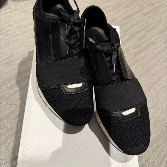 Balenciaga Black/White/Red Men's Sneakers - Size 40